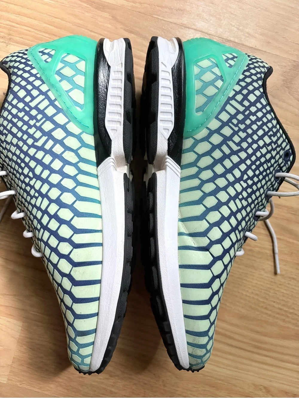 adidas Zx Flux Xeno mint Glow in the dark  Sneakers 6.5 men’s women’s 8